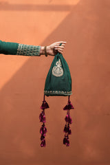 Hoor green raw silk 3-piece suit by Jahaan, photo 6 of 7