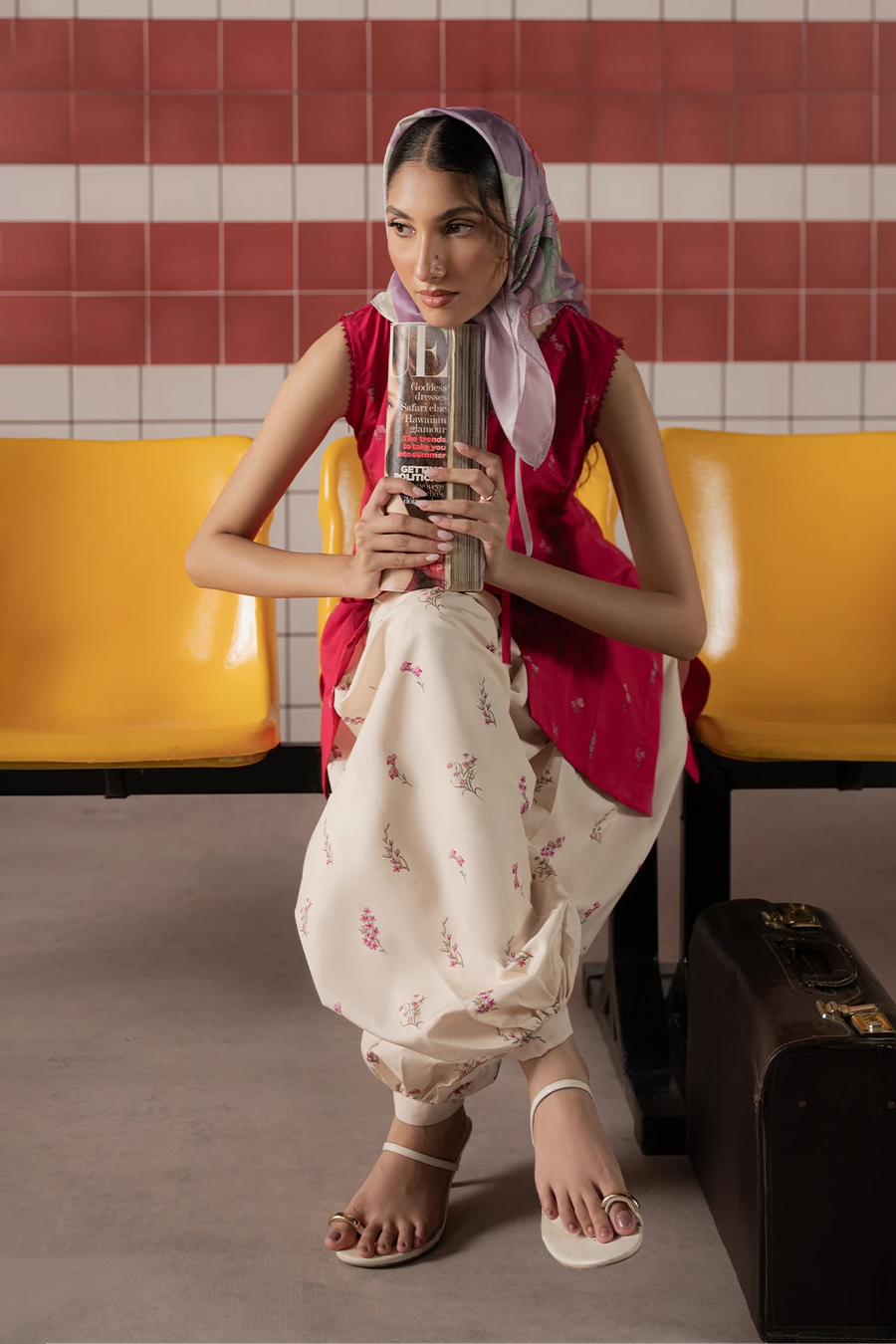 Blushe pink silk lawn 3-piece suit by Jahaan, photo 2 of 6