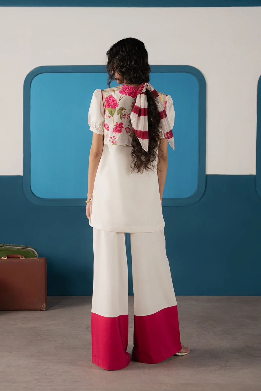 Fleura ivory silk lawn 3-piece suit by Jahaan, photo 2 of 6
