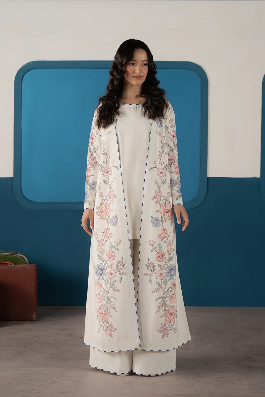 Loom ivory silk lawn 3-piece suit by Jahaan, photo 2 of 6