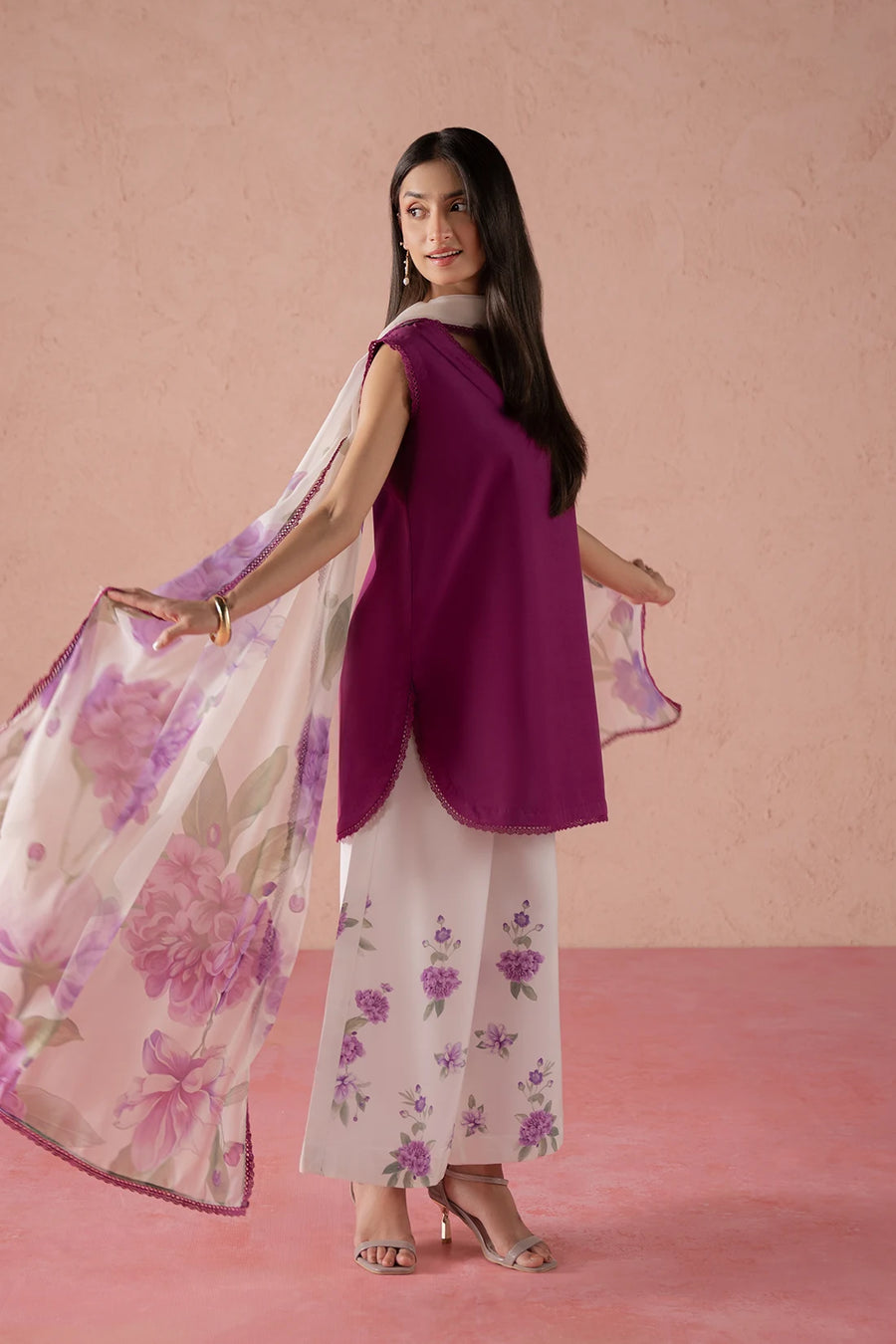 Lunelle purple & ivory crepe 3-piece suit by Jahaan, photo 2 of 6