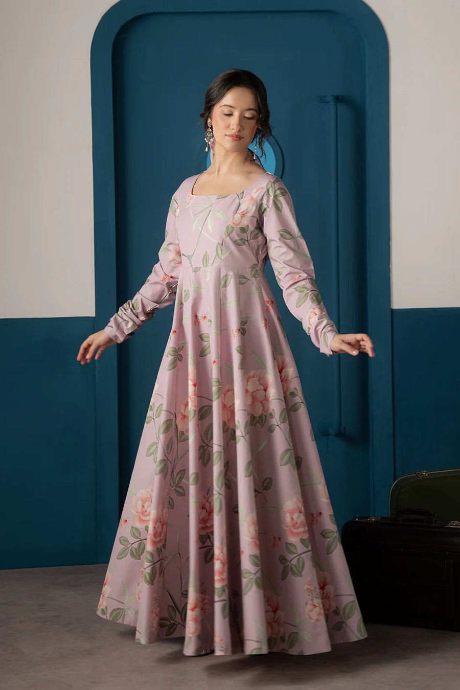 Rosalia pink silk lawn 3-piece suit by Jahaan, photo 2 of 6