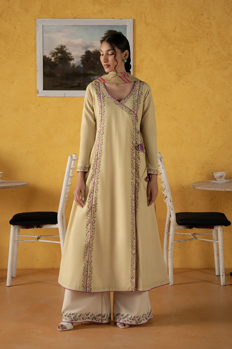 Sunelle green & ivory silk lawn 3-piece suit by Jahaan, photo 2 of 6