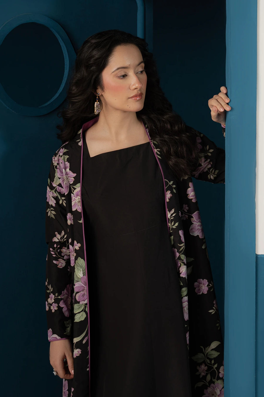 Velnoir black silk lawn 3-piece suit by Jahaan, photo 2 of 5